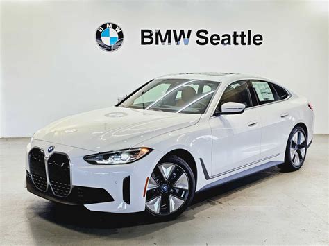 Bmw Seattle Hours